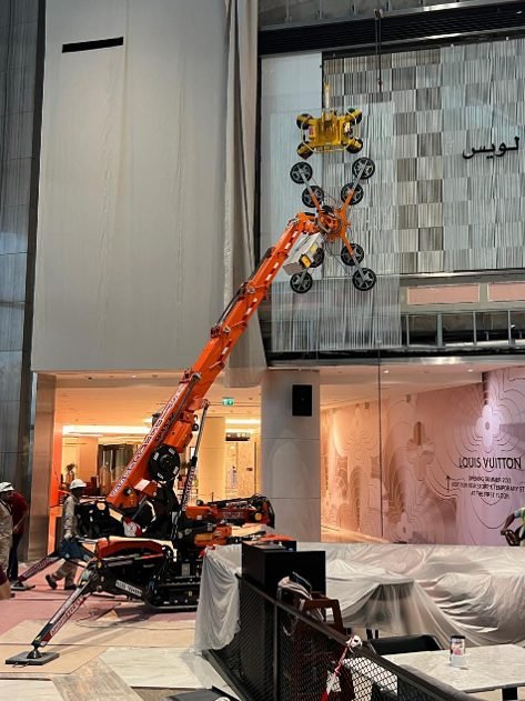 Glass Façade Installation - Pearl DecoTech Dubai