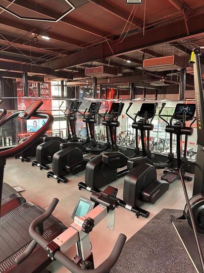 Cardio Zone - Pearl DecoTech Dubai