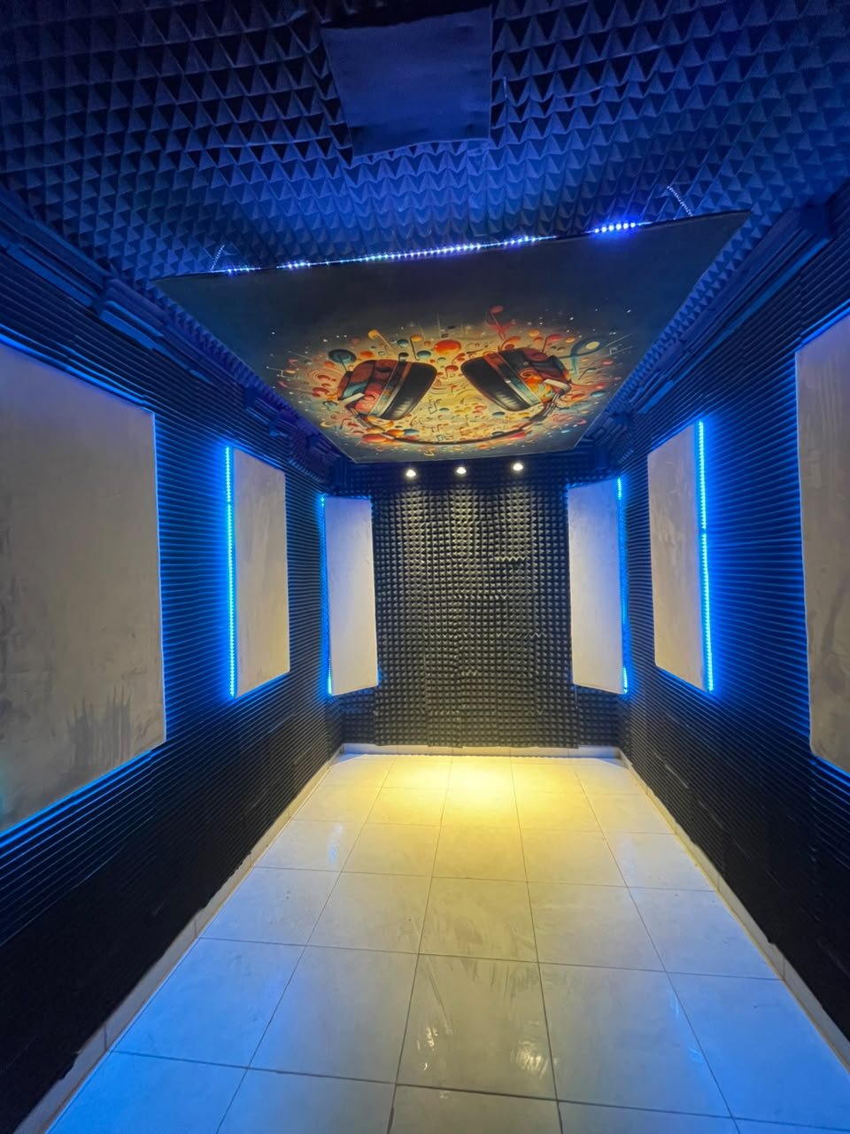 Studio Corridor - Pearl DecoTech Dubai